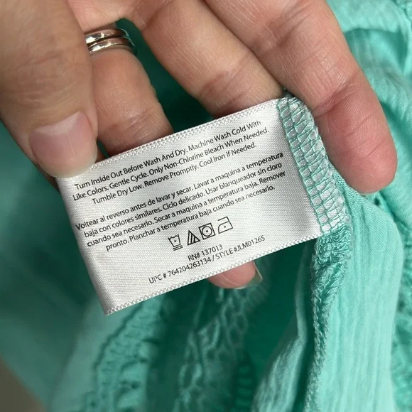 Isaac Mizrahi New York Daisy Crochet Lace Cover Up Tunic size Small - Picture 9 of 13